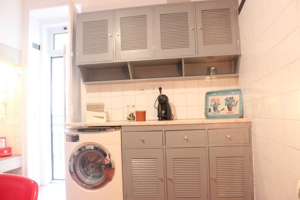 The Blue House - Saint Pauls Apartment ลิสบอน ภายนอก รูปภาพ