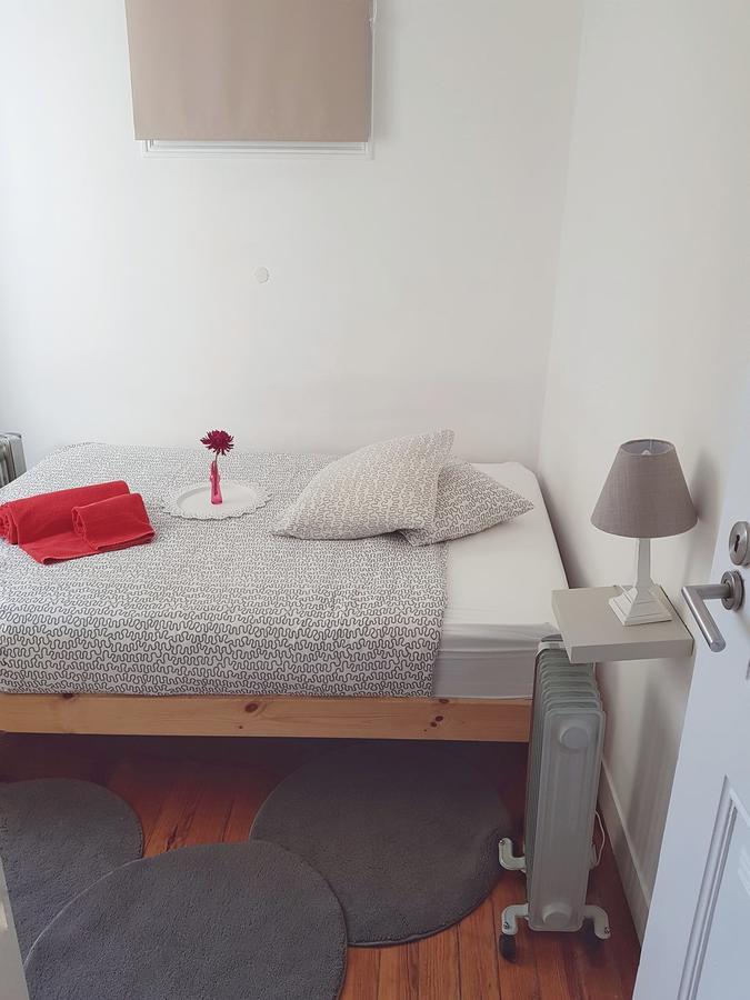 The Blue House - Saint Pauls Apartment ลิสบอน ภายนอก รูปภาพ